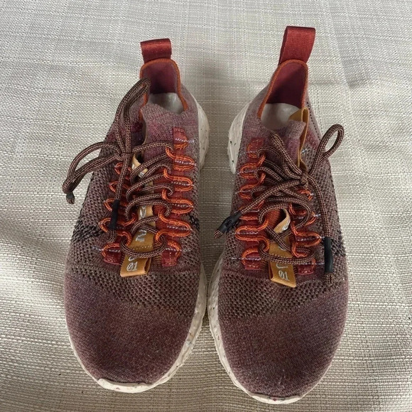 Nike Shoes - Sz. 6.5M / 8.5W - Picture 5 of 6